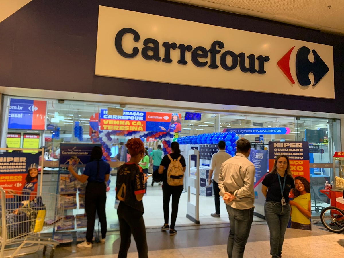 Démarrez votre carrière chez Carrefour : Postes à pourvoir !